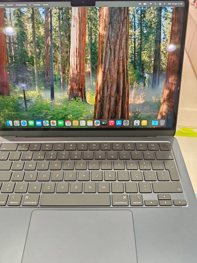 Apple MacBook Air 13 M4 8c/16gb/256gb: imagen 1